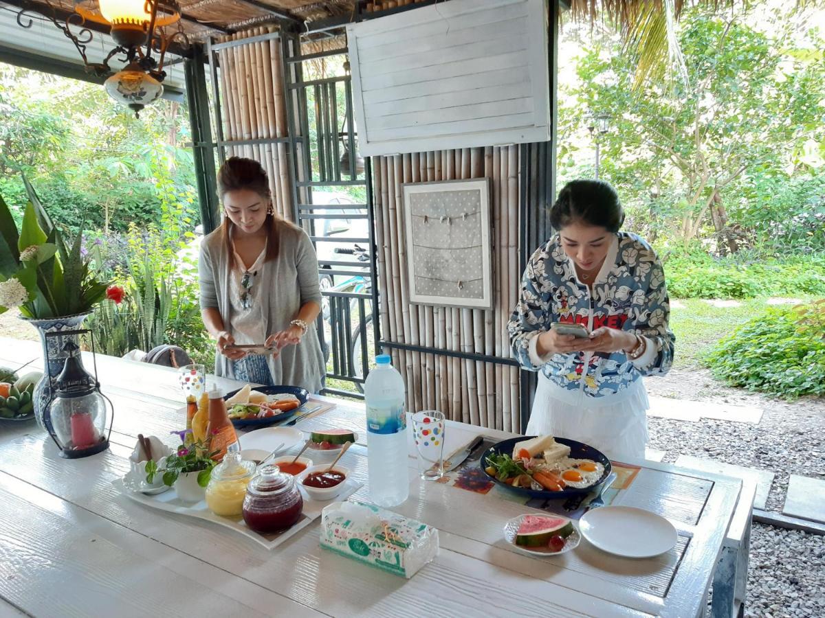 Village Homestay Удон-Тхани Экстерьер фото
