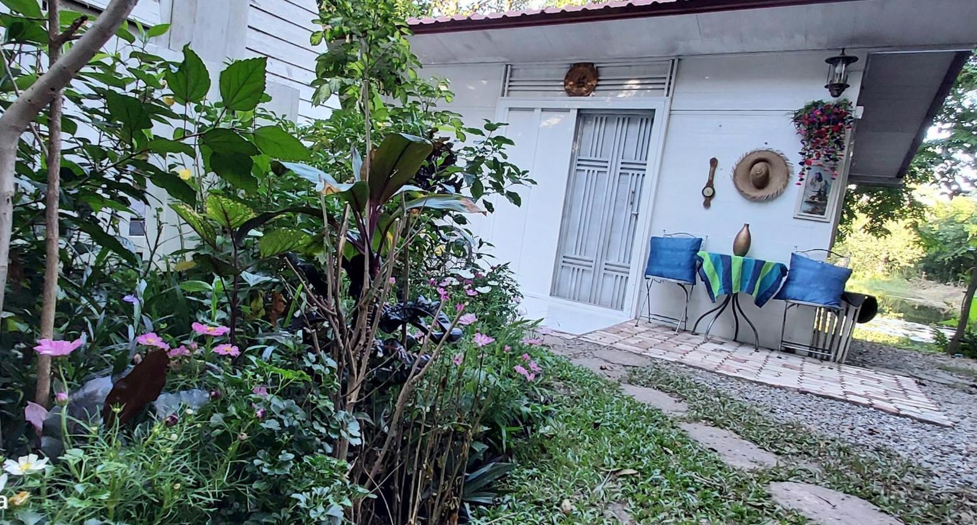 Village Homestay Удон-Тхани Экстерьер фото