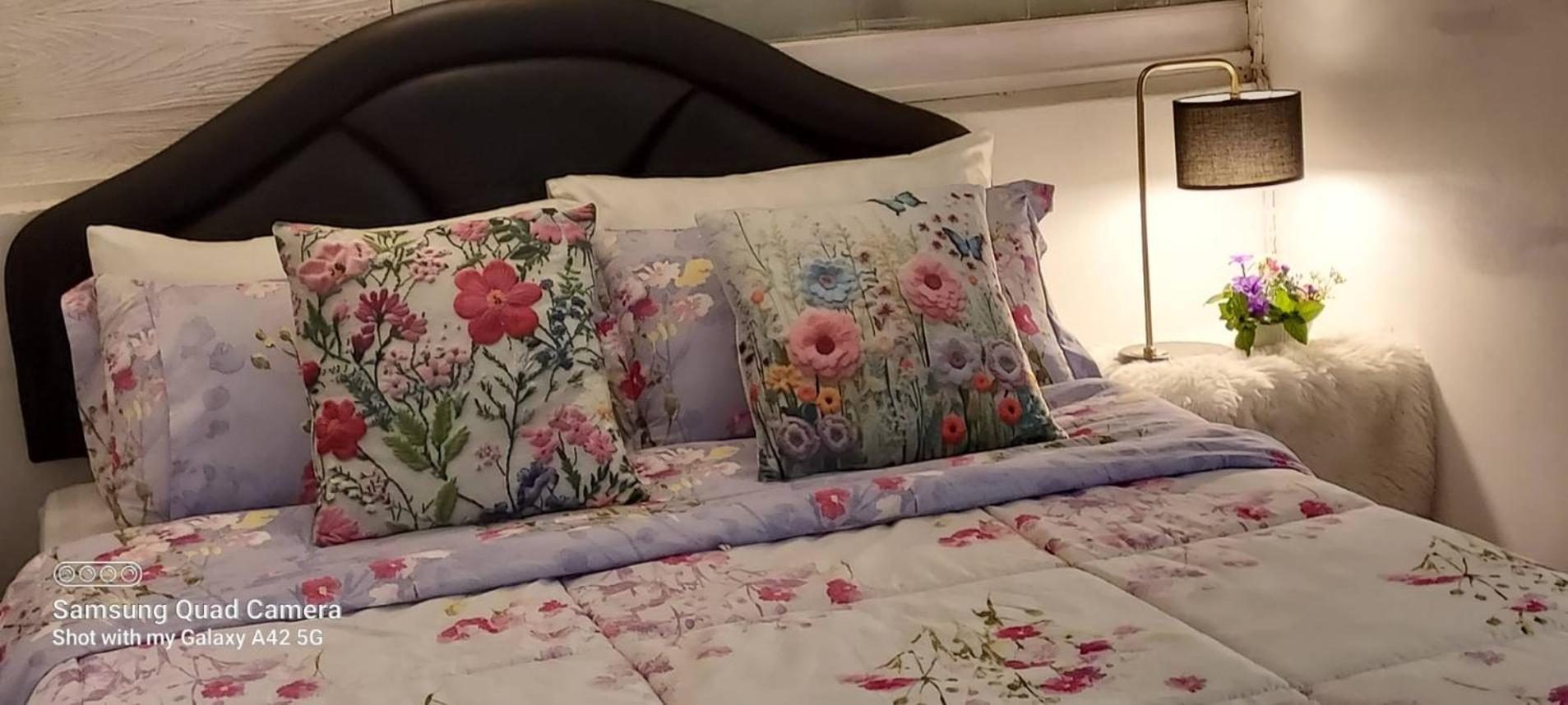 Village Homestay Удон-Тхани Экстерьер фото